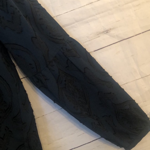 Loft Top - Picture 5 of 7